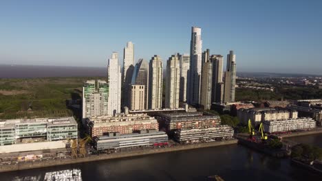 Puerto-Madero-Skyscrapers,-Buenos-Aires-City