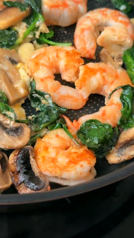 shrimp stir-fry with mushrooms and spinach