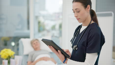 Nurse,-checkup-and-tablet-for-results-at-hospital