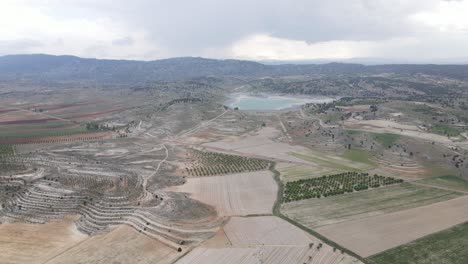 Paisaje-De-Tierras-De-Cultivo-Marrón