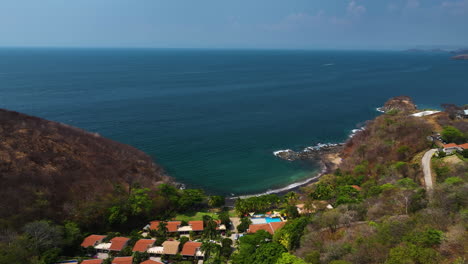 vista aérea de un paisaje costero
