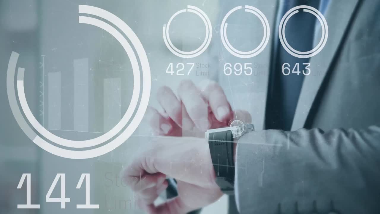 animación del procesamiento de datos financieros y red de conexiones sobre empresario caucásico