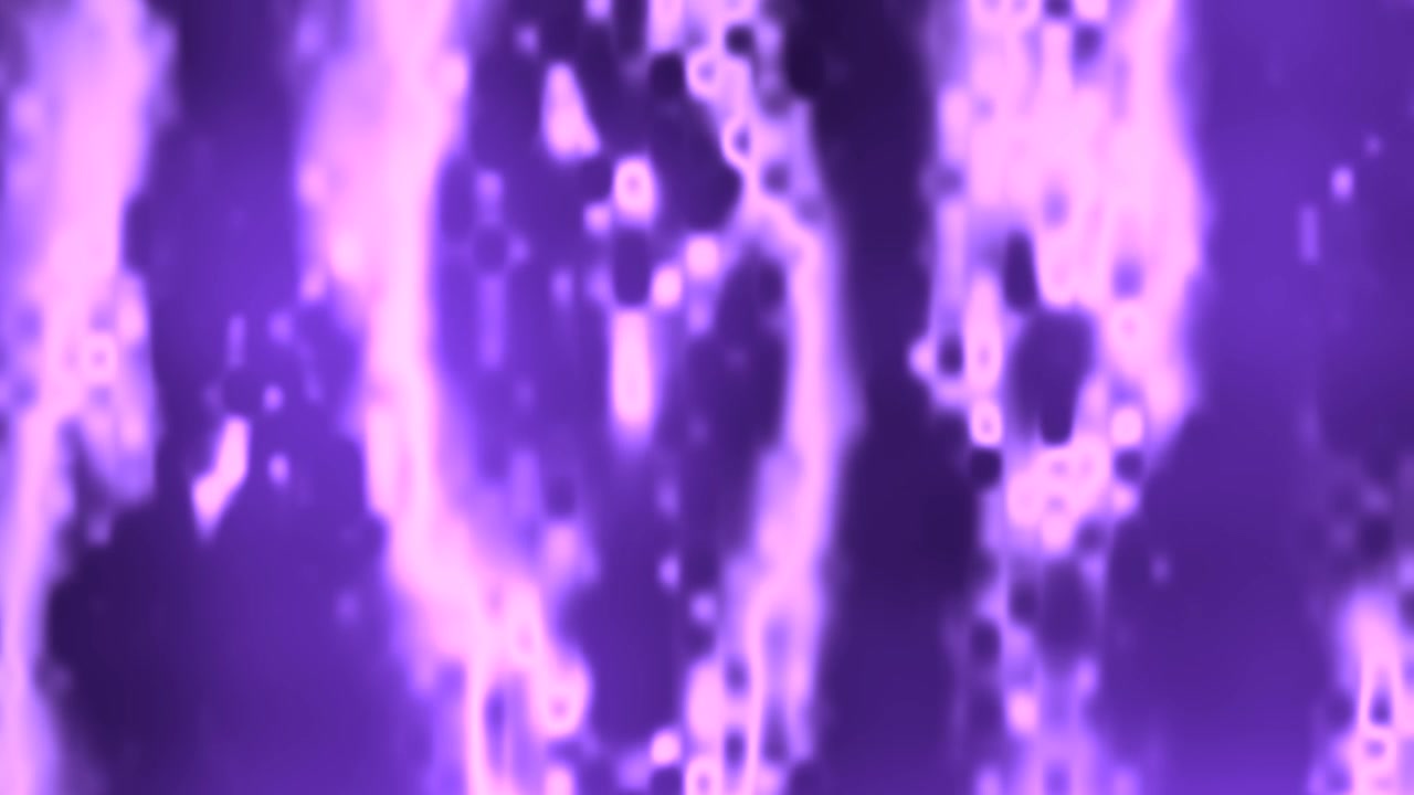 La scena mostra un primo piano di un liquido viola colorato con motivi vorticosi. Bolle si formano e salgono nel fluido, creando forme e texture uniche.