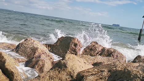 here is a video of waves crashing into the rocks and soaking the cameraman, this video was shot on the sony a7siii camera at 1080p,enjoy