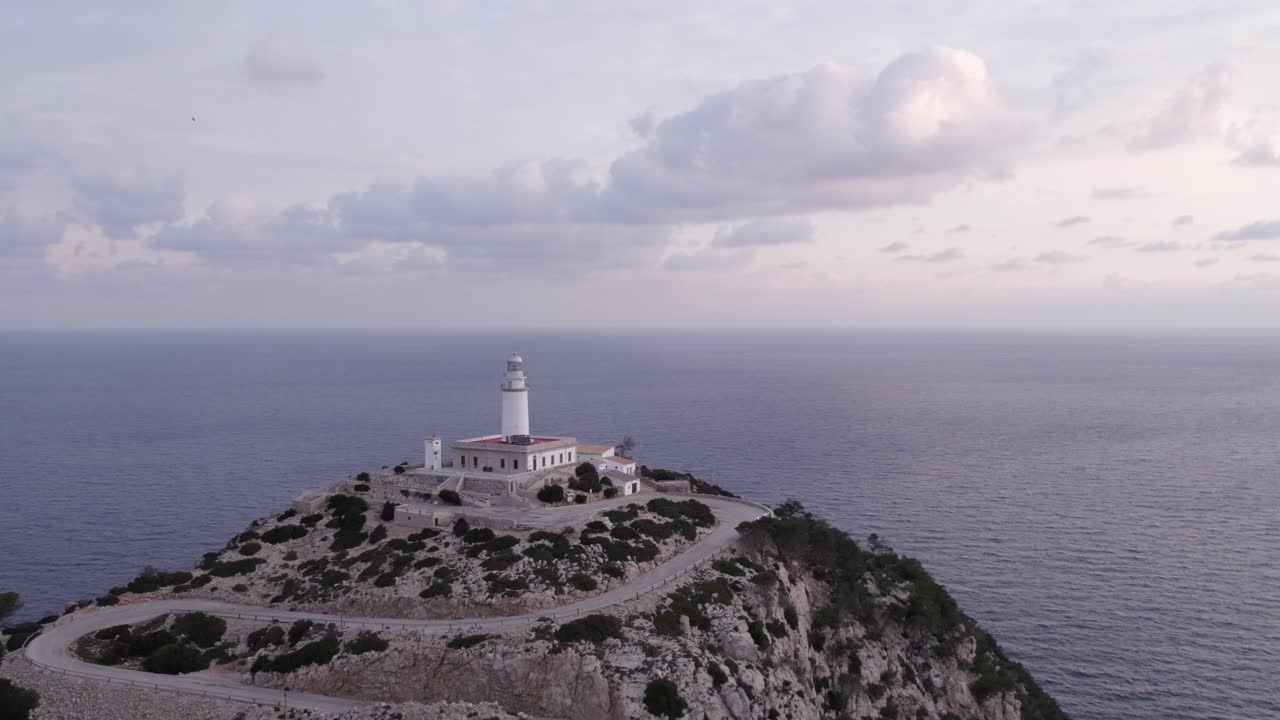 Faro di Cap Formentor all'alba