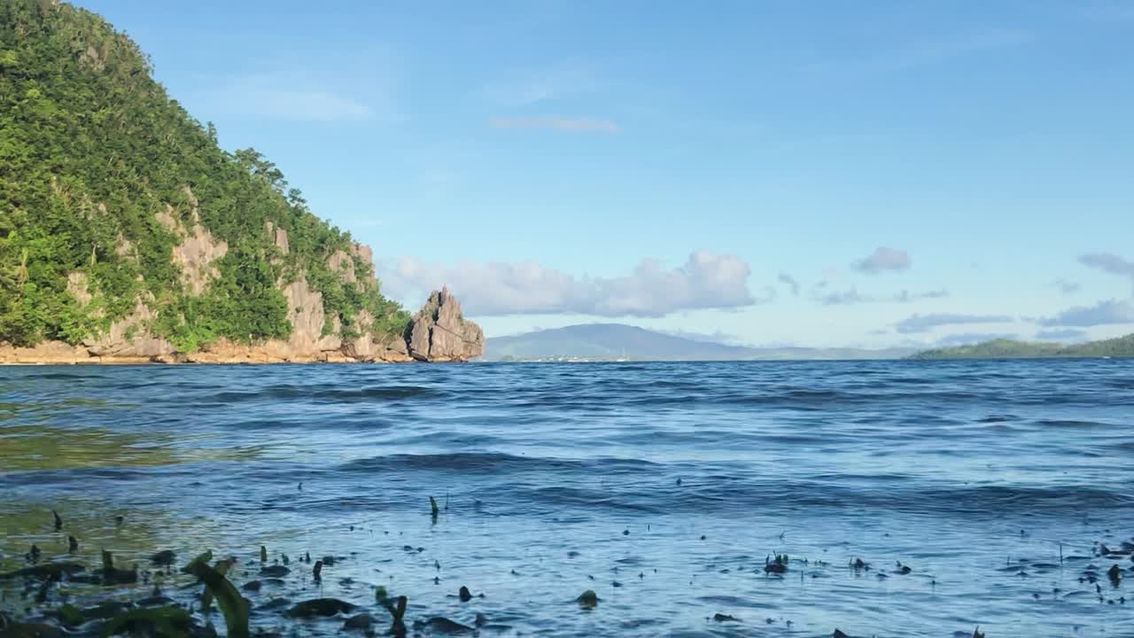 여름에 열대 섬의 바다 경치