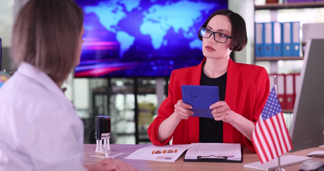 Consul studies documents of woman for obtaining american visa