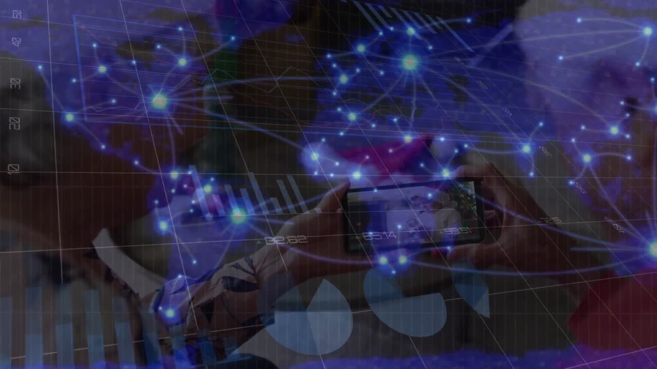 노인 커플이 스마트폰으로 비디오 통화를 하는 백인 커플을 통한 연결 네트워크의 애니메이션