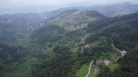 Continuous-mountains,-roads,-and-villages