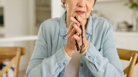 Praying,-hands-and-Catholic-woman-with-rosary