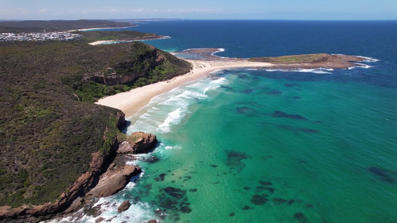 Veduta aerea di Timber Beach nel Nuovo Galles del Sud, Australia - Ripresa con drone.