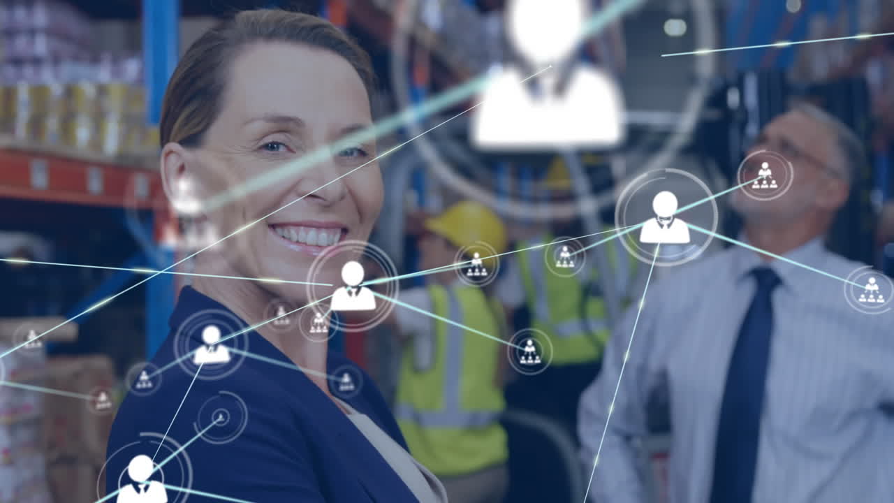 animación de la red de conexiones con iconos sobre diversas personas que trabajan en el almacén