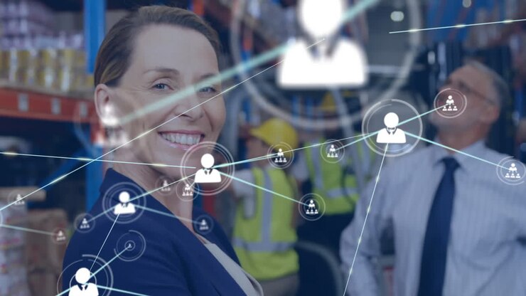 Animazione di rete di connessioni con icone su persone diverse che lavorano in magazzino