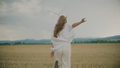 armer&#039;s Stroll Across Fields