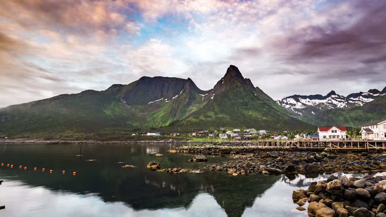 la hermosa naturaleza de noruega el lapso de tiempo.