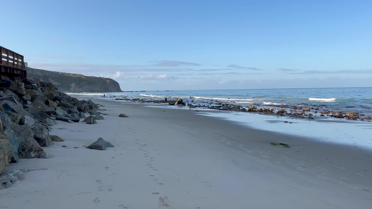 красивый пляж в дана-пойнт, калифорния