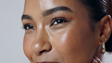 portret van een gelukkige vrouw