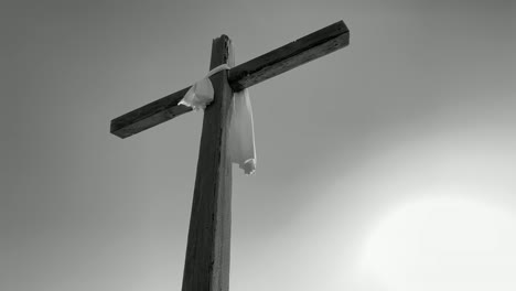 symbol of christianity; empty cross