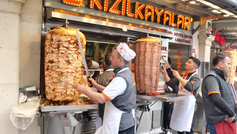 turkish döner kebab preparation