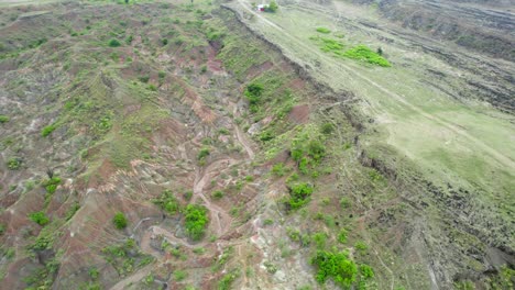 Este-Video-De-Drone-Te-Invita-A-Presenciar-La-Fascinante-Belleza-De-Una-De-Las-Joyas-Escondidas-De-Colombia-Desde-Una-Perspectiva-Reservada-Para-Los-Aventureros.