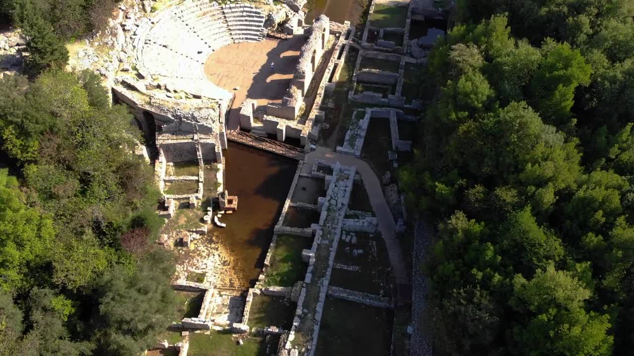 로마와 그리스 시대의 인상적인 유적