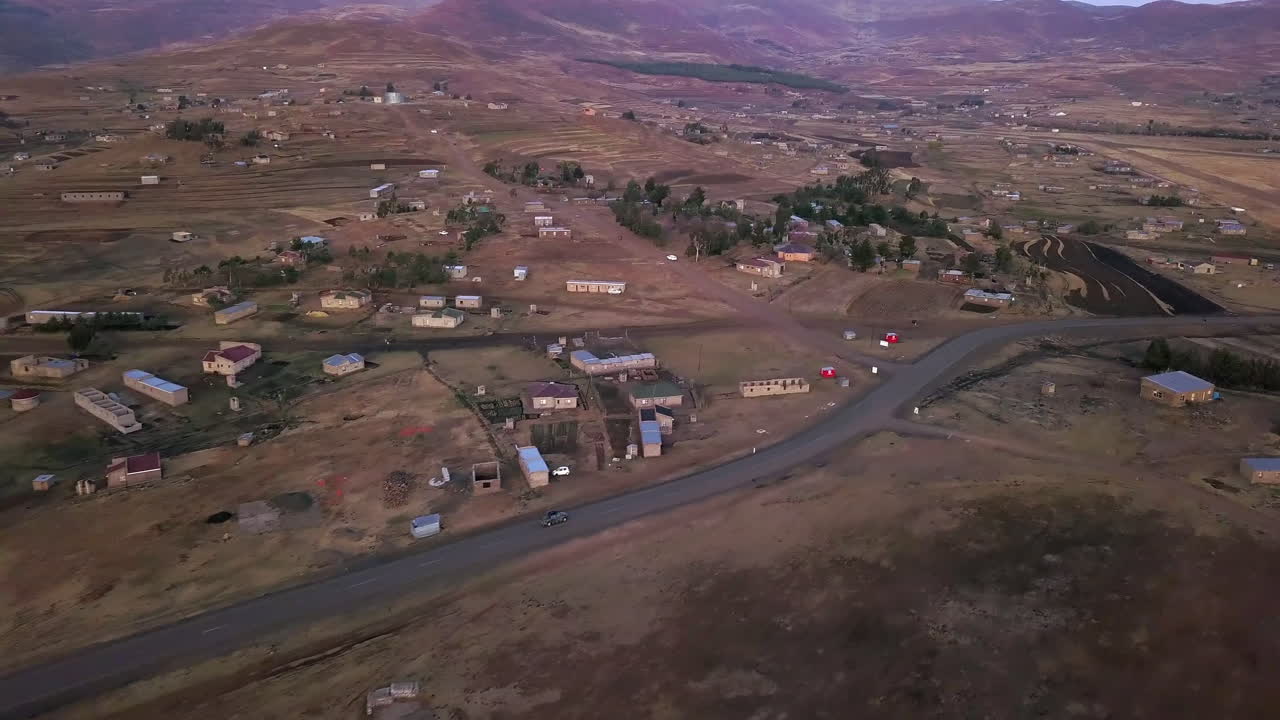 следующая остановка, приключение.