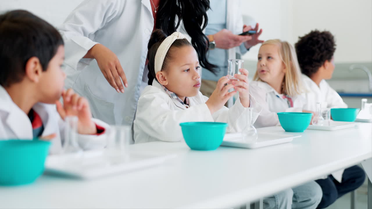 자녀 를 둔 교육, 과학 및 교사