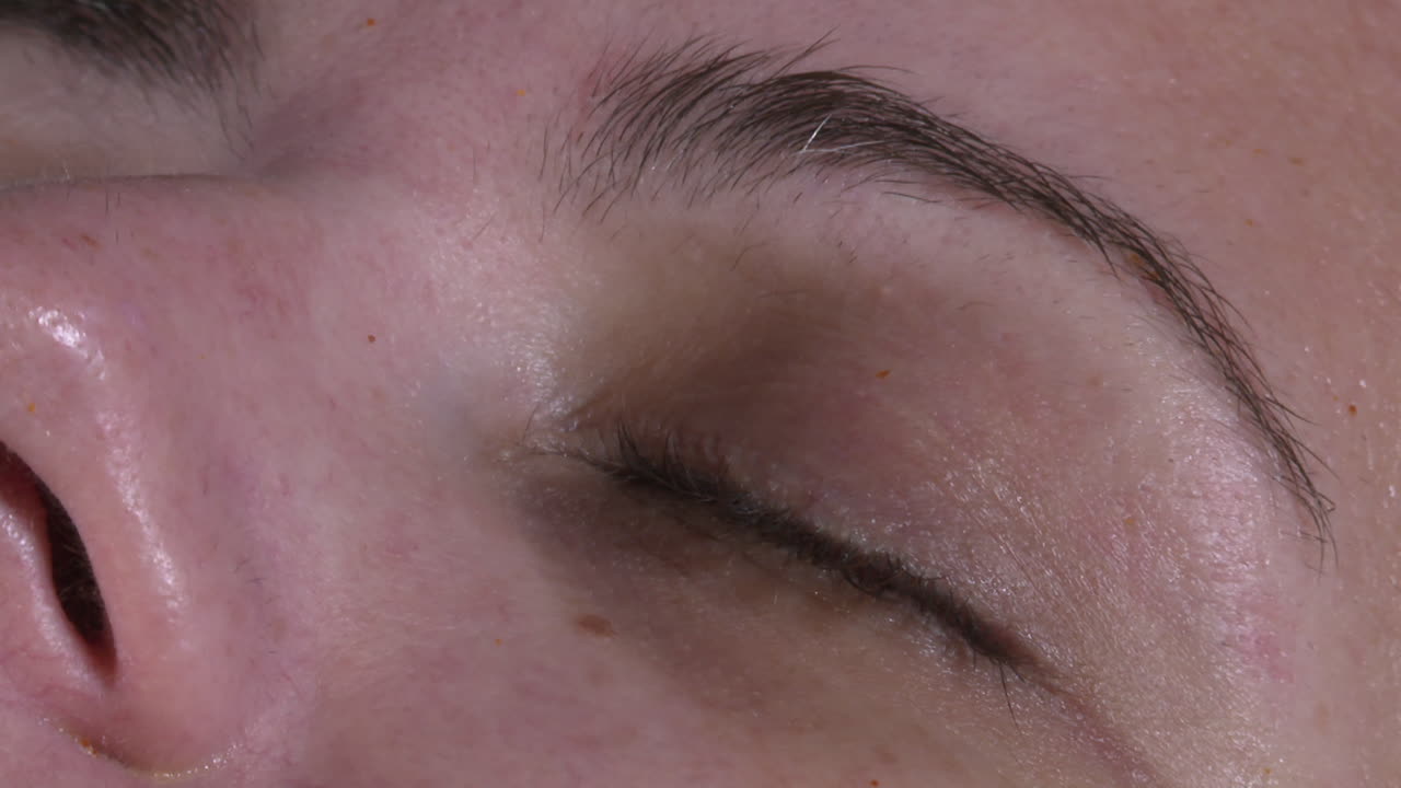 女性の顔のクローズアップ