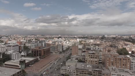 Rising-aerial-view-of-residential-neighborhood-in-western-Bogota,-Colombia