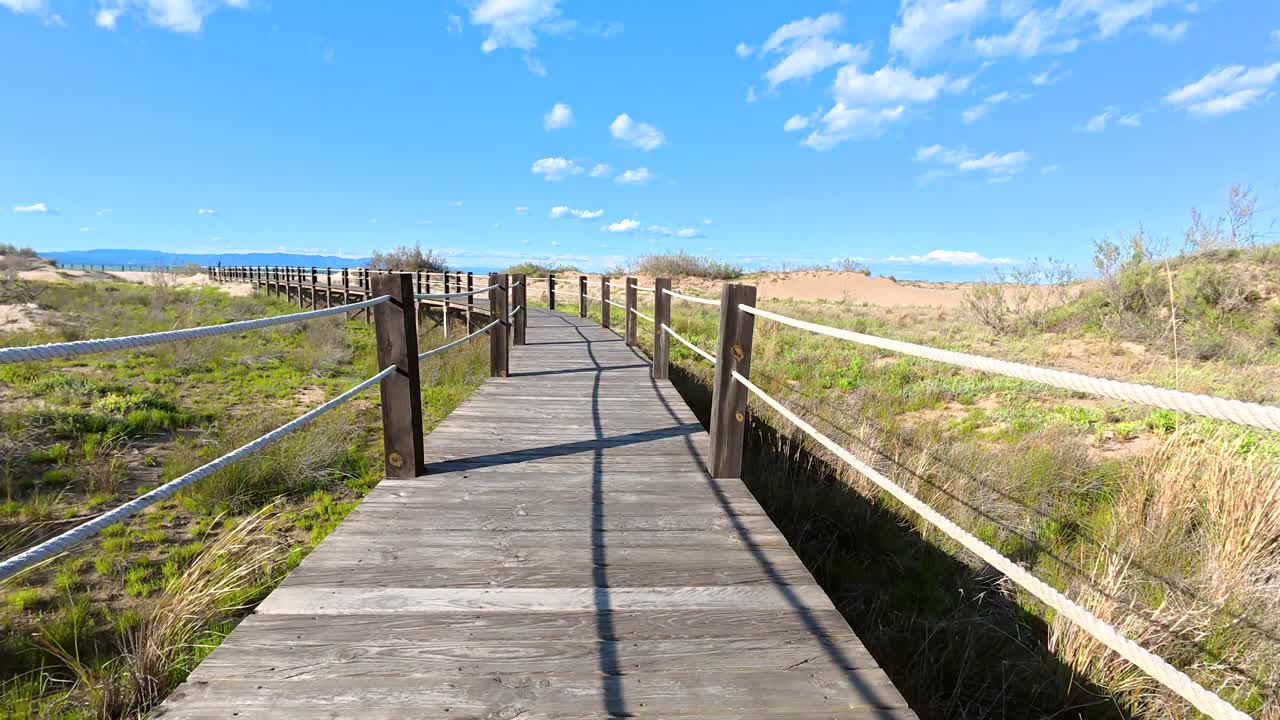 Calçadão até a praia
