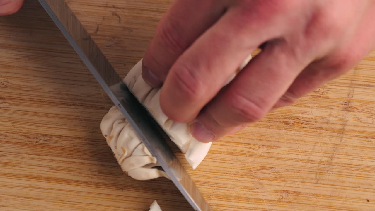 Preparing Garlic