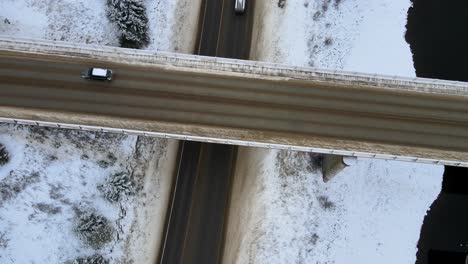 Sobre-El-Cruce-De-La-Carretera-Squilax-anglemont-Y-La-Autopista-1-En-Bc