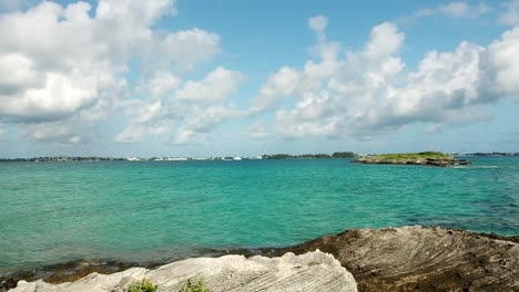 Viewpoint-from-Spanish-Point,-Bermuda-of-the-Great-Sound,-Royal-Naval-Dockyard,-and-the-Northshore-Coastline