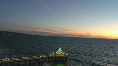 muelle de la playa de manhattan | puesta de sol | california | océano