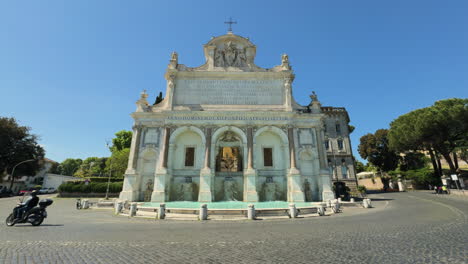 Fontana-dell'Acqua-Paola-on-Beautiful-Summer-Day-in-Rome,-Italy