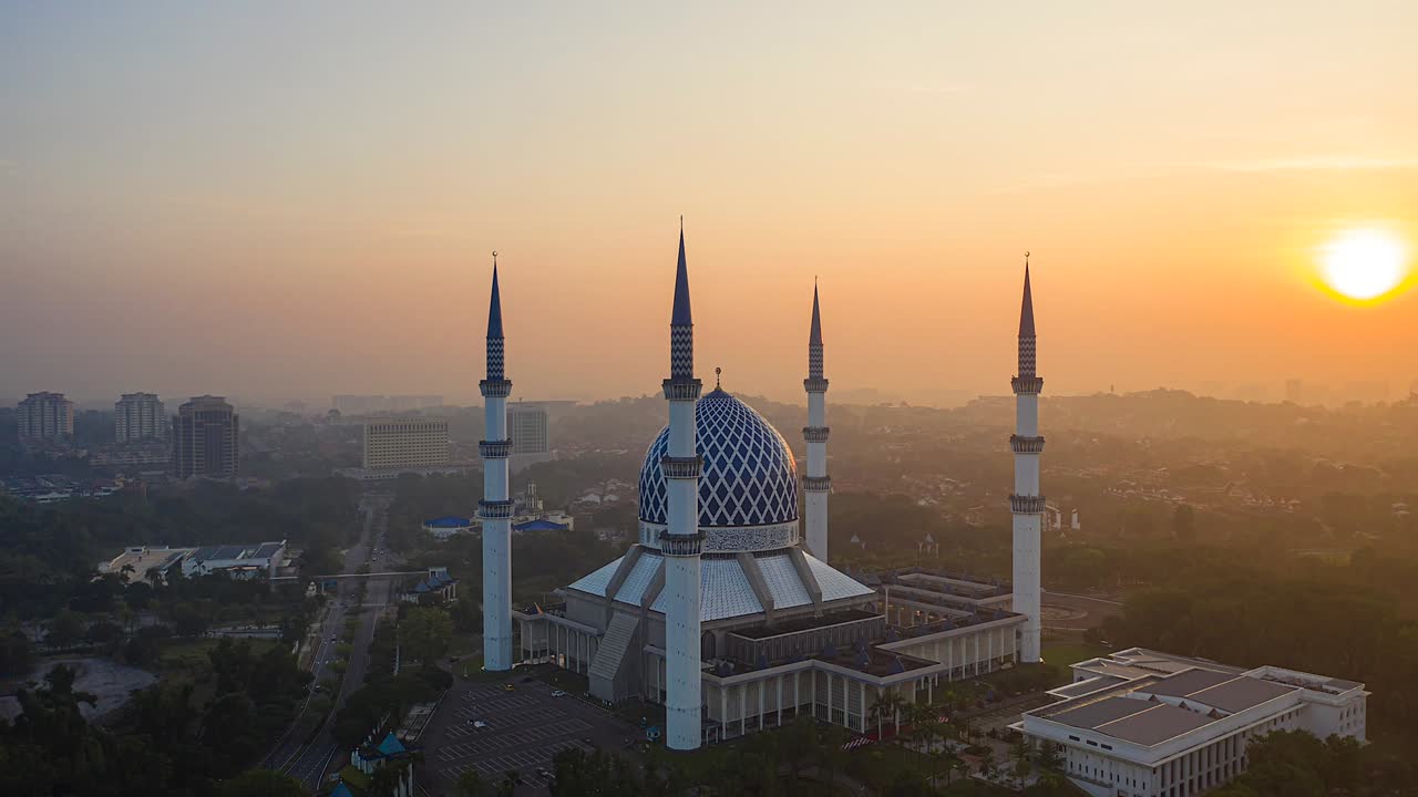 4k hl de amanecer en kuala lumpur.