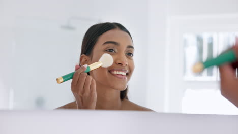 Maquillaje,-Belleza-Y-Mujer-Joven-En-El-Baño.