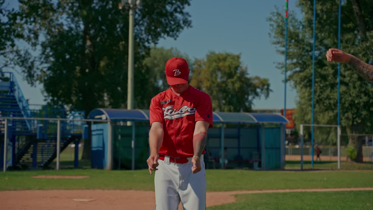 Giocatore di baseball sul campo