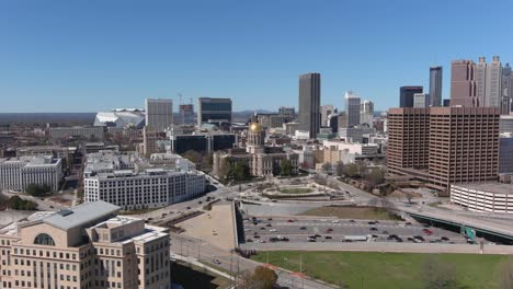 4k-aerial-of-downtown-Atlanta,-Georgia