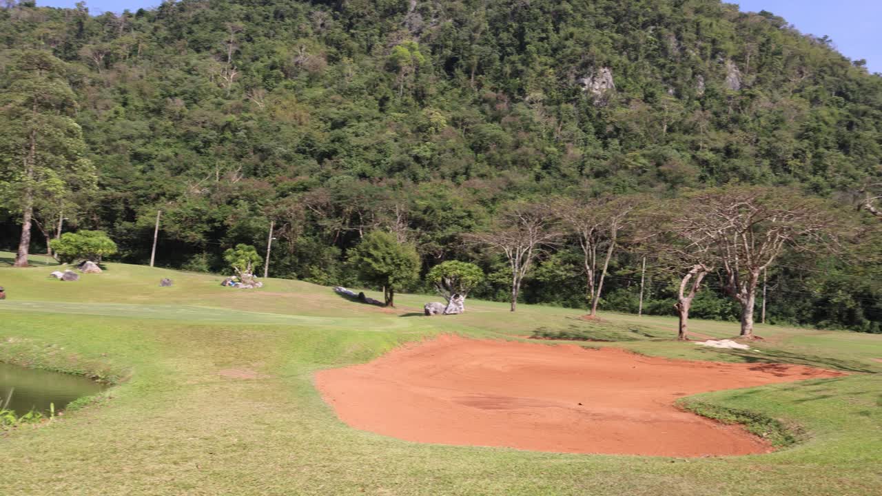 промежуток времени перехода парка из пышного в засушливый