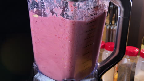 Blending-fruit-smoothie