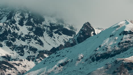 Scenic-View-Of-Snowcapped-Mountain-During-Winter-In-Queenstown,-New-Zealand