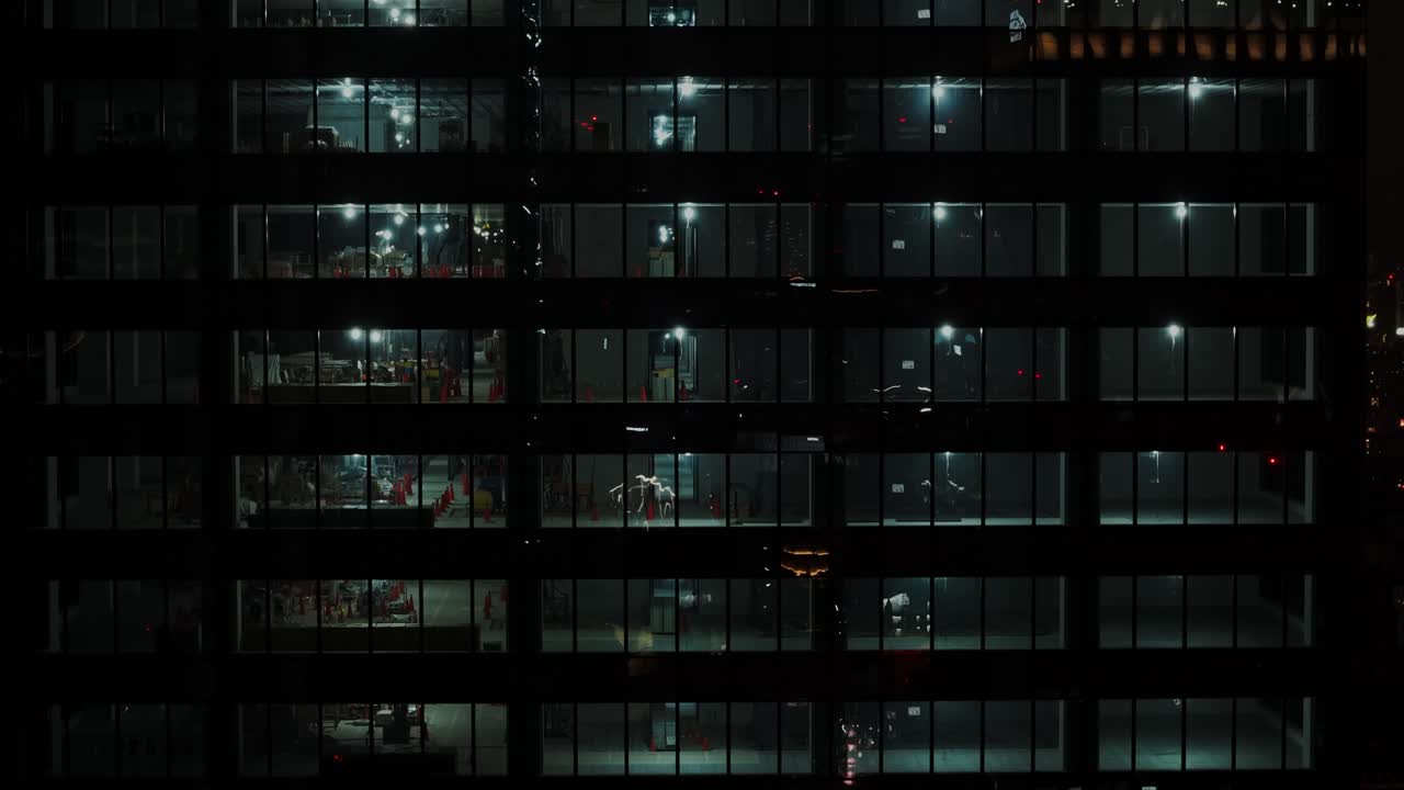 Night view of a building under construction