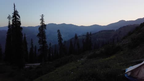 The-rays-of-the-sun-on-the-mountains-in-Kashmir