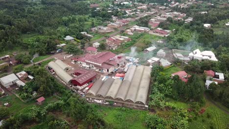 Vista-De-Drones-De-La-Producción-De-Café-En-Uganda