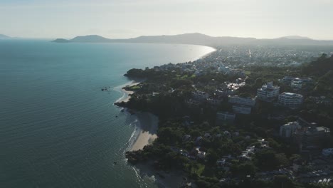 Strand-Von-Galera,-Canajurê-Und-Der-Wunderschöne-Strand-Von-Canavieras-Im-Hintergrund