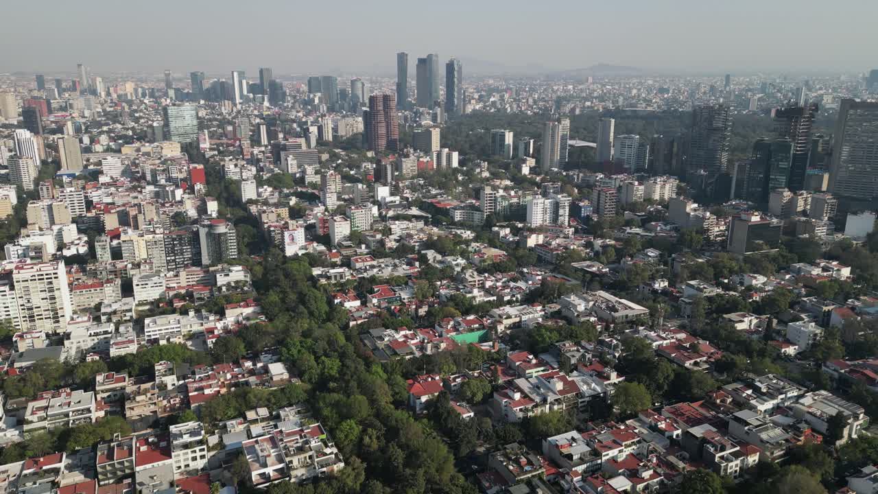edificios, parques y casas, área urbana en méxico
