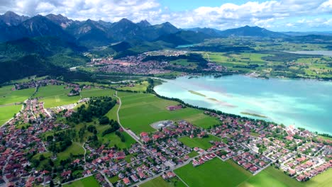 Panorama-Desde-El-Aire-Forggensee-Y-Schwangau,-Alemania,-Baviera