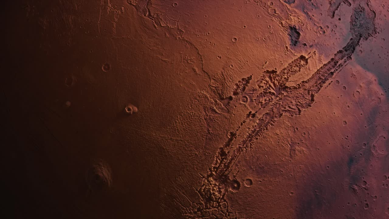 Vista ravvicinata delle caratteristiche della superficie marziana
