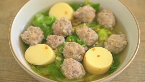 Homemade-Clear-Soup-with-Tofu-and-Minced-Pork-Bowl